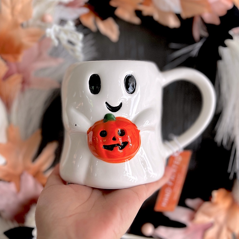 LAST ONE✨NEW👻Viral Halloween Ghost holding Pumpkin Mug🎃